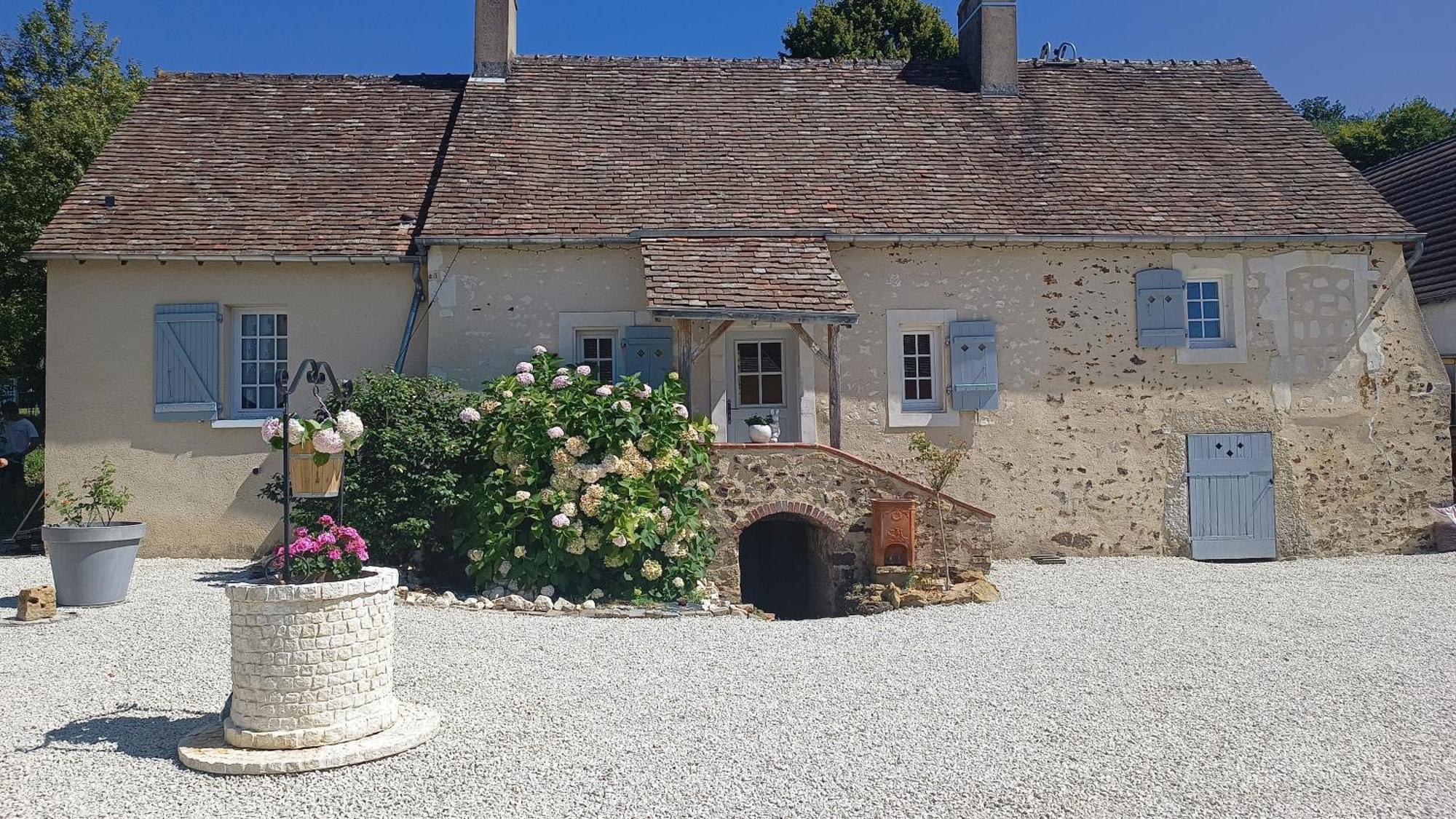 La Petite Maison Dans La Prairie Ecommoy Экстерьер фото